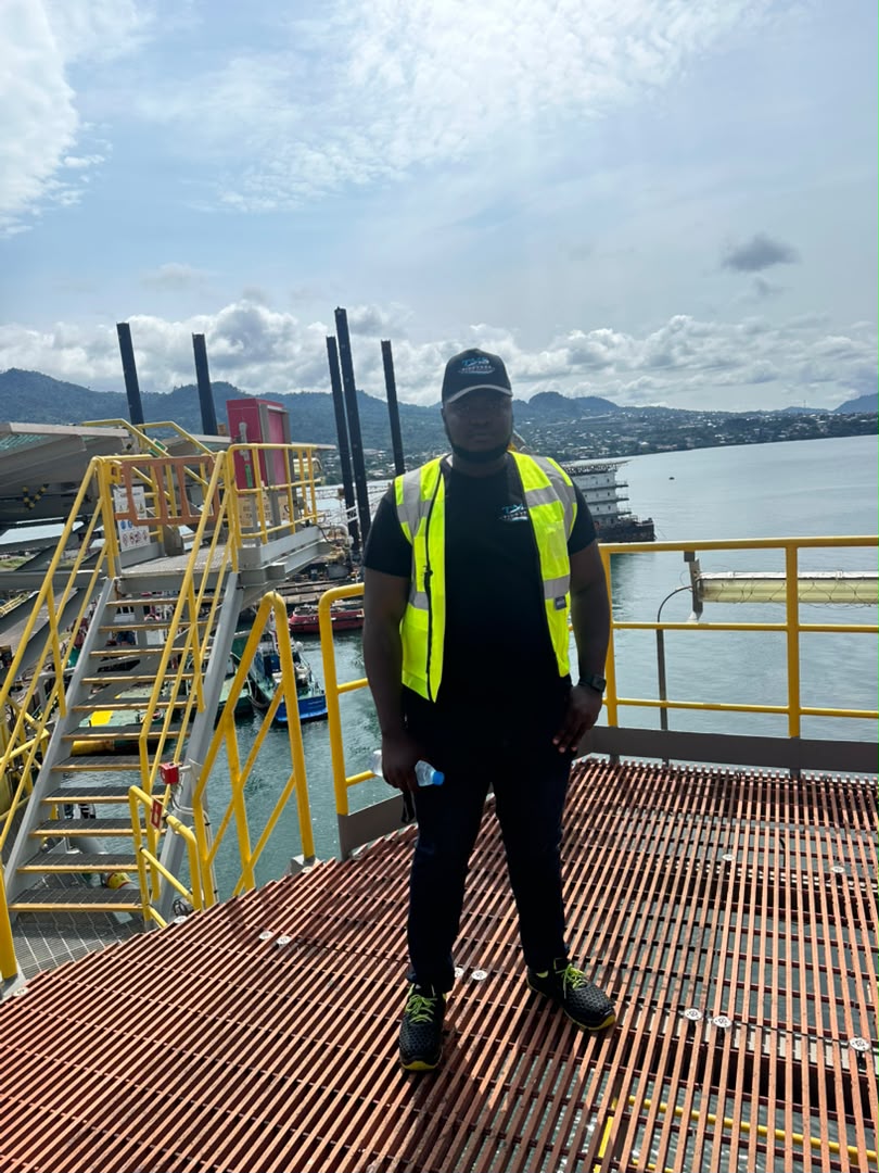 Marine engineering specialist